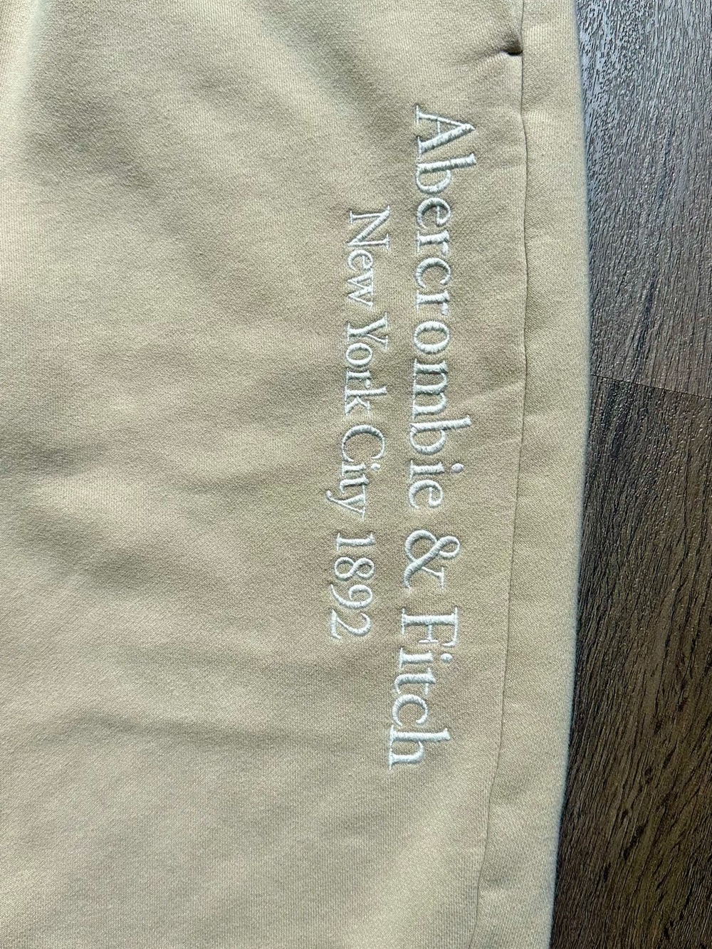 Abercrombie & Fitch Women’s Khaki / Tan Drawstring Fleece Joggers XS - Picture 8 of 9